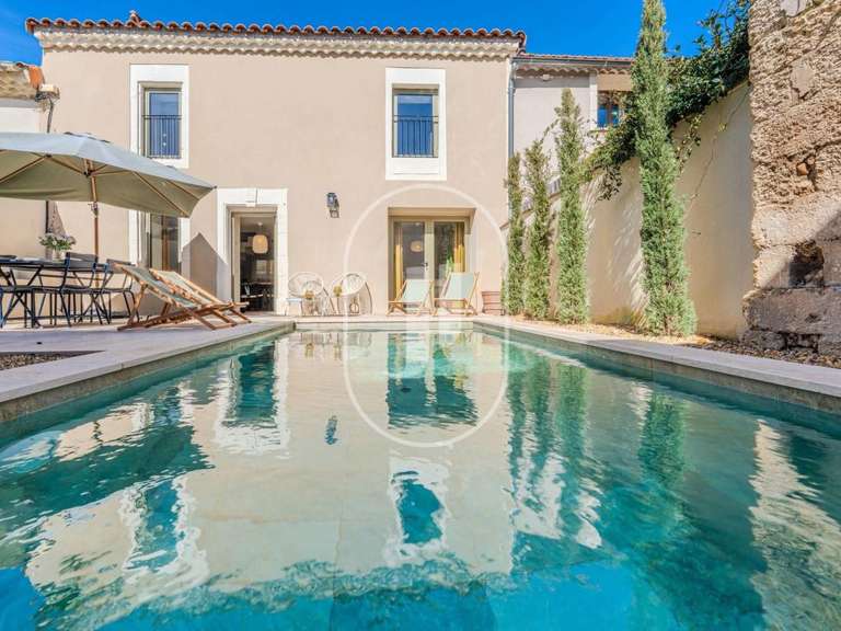 Maison Eyragues - 4 chambres - 120m²