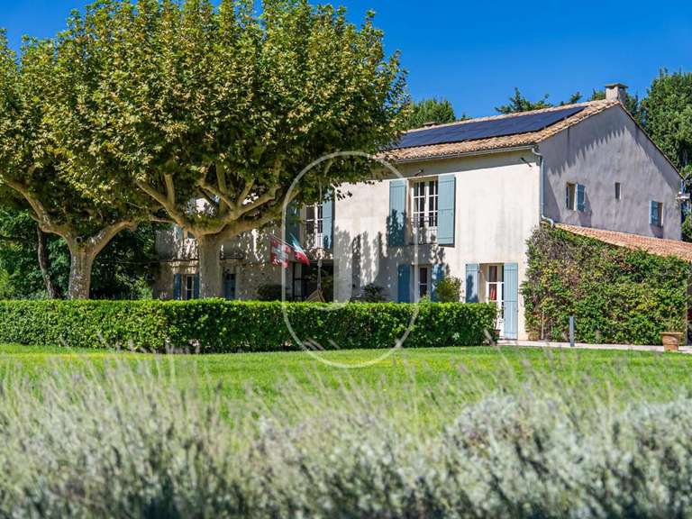 Maison Eyragues - 6 chambres - 320m²