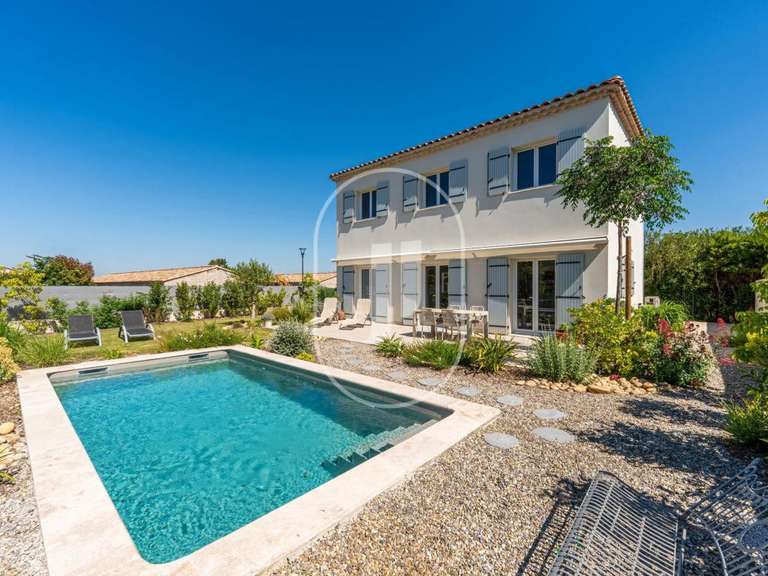 Maison Eyragues - 3 chambres - 100m²