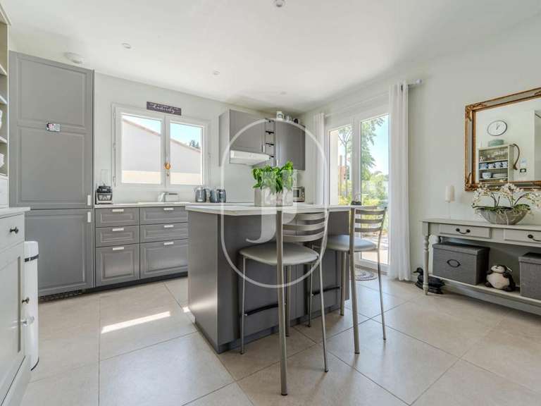 Maison Eyragues - 3 chambres - 100m²