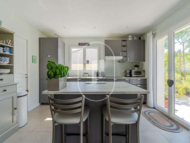 Maison Eyragues - 3 chambres - 100m²