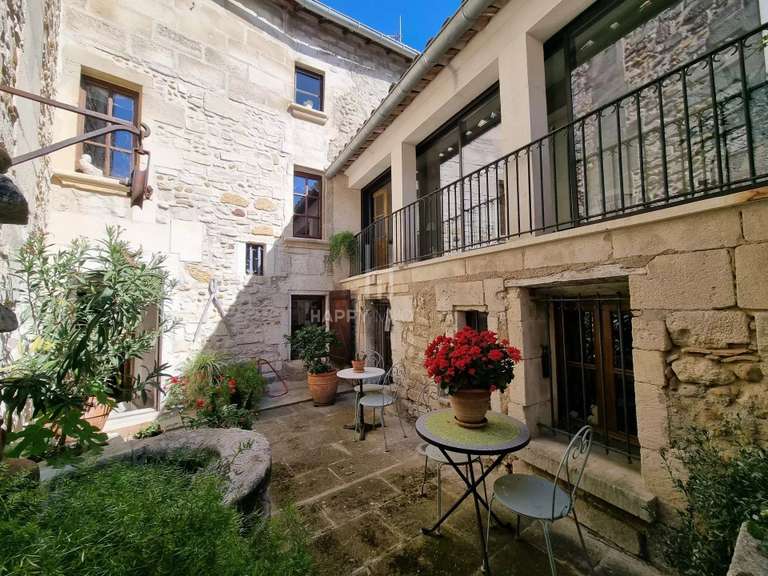 Maison Eyragues - 4 chambres - 278m²