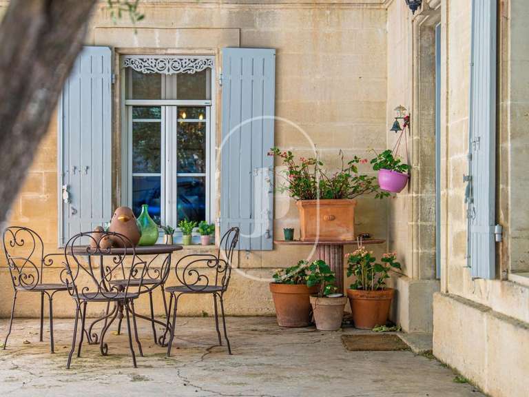 Maison Eyragues - 4 chambres - 215m²