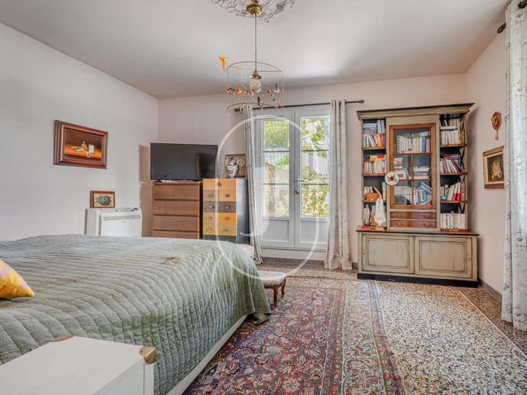 Maison Eyragues - 4 chambres - 215m²