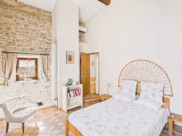 Maison Eyragues - 5 chambres - 268m²