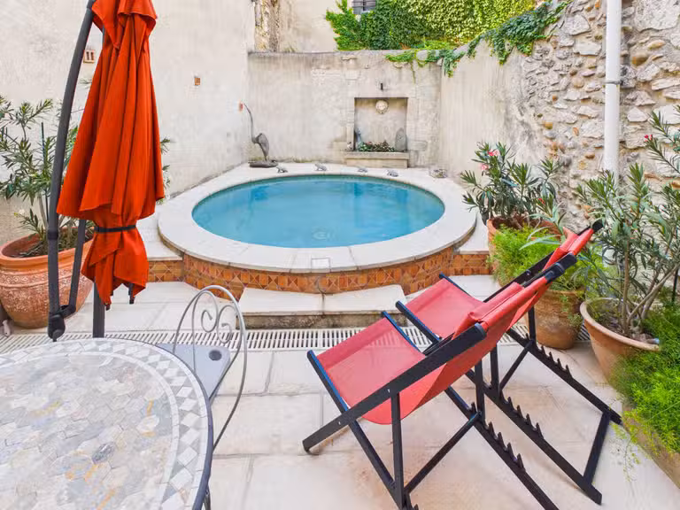 Maison Eyragues - 5 chambres - 268m²