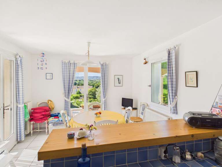 House Eyragues - 4 bedrooms - 233m²