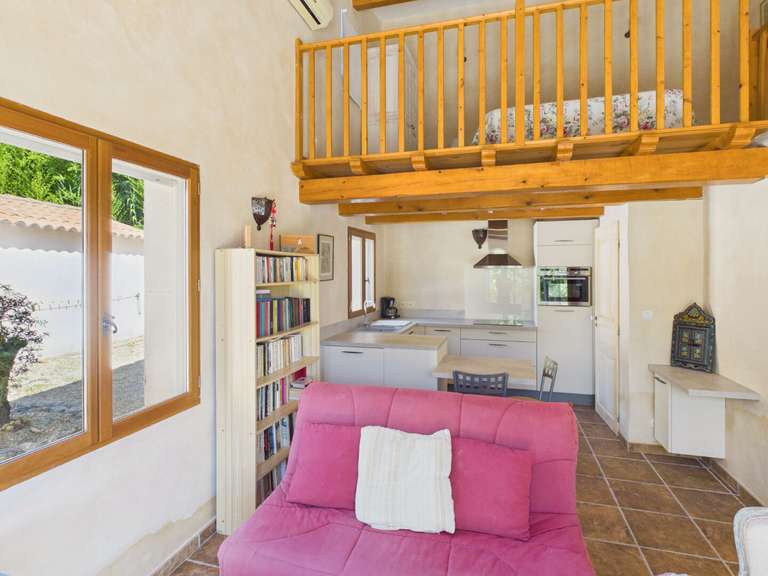 House Eyragues - 4 bedrooms - 233m²