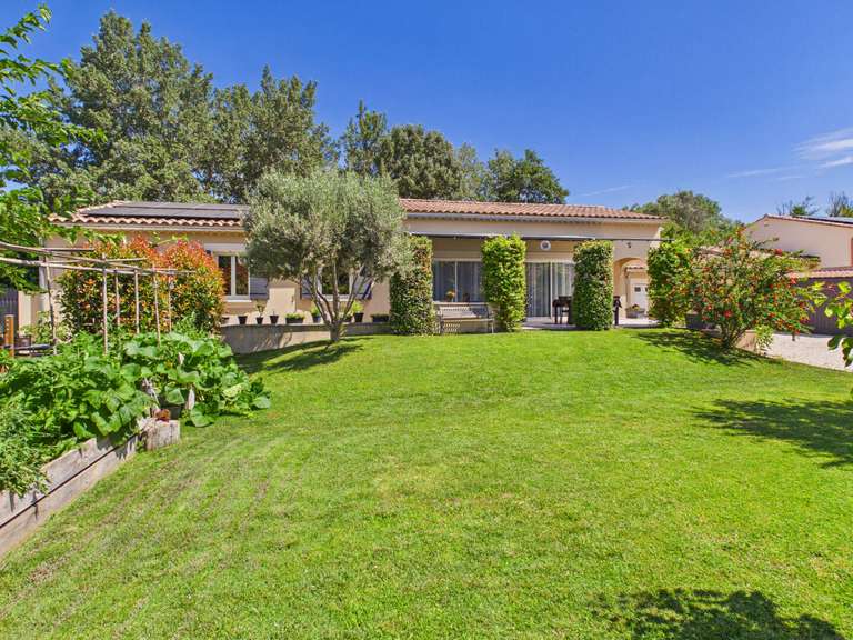 House Eyragues - 3 bedrooms - 138m²