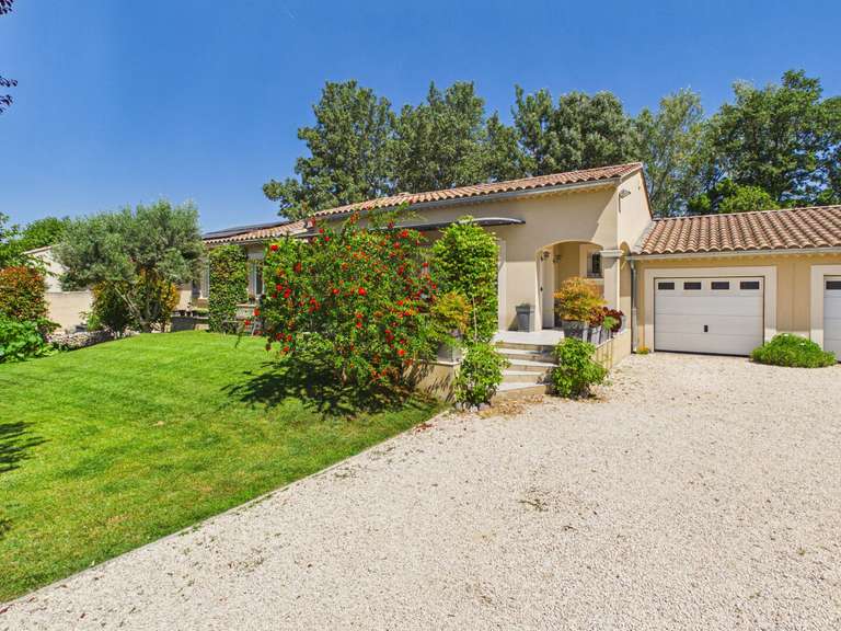 House Eyragues - 3 bedrooms - 138m²