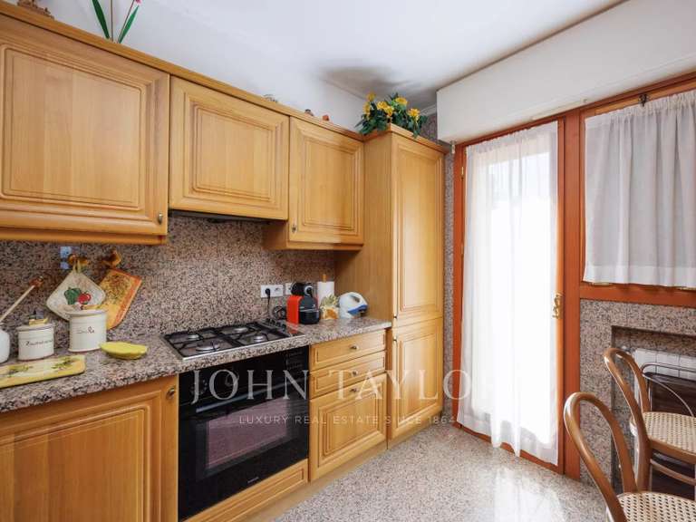 Appartement Èze - 2 chambres - 76m²