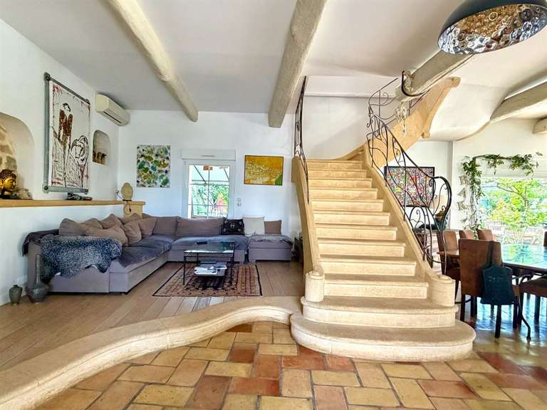 Maison Fabrègues - 5 chambres - 275m²