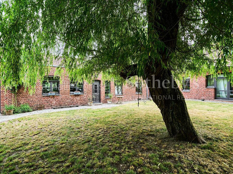 Maison Faches-Thumesnil - 5 chambres - 246m²