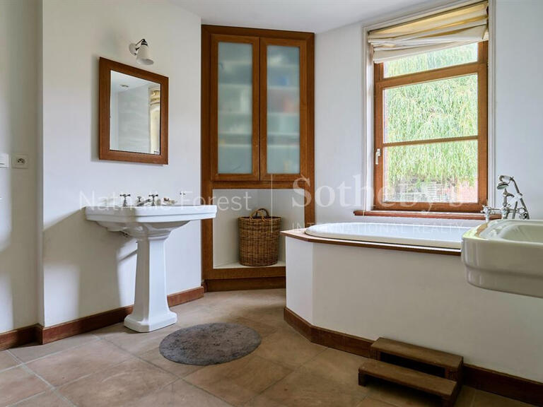 Maison Faches-Thumesnil - 5 chambres - 246m²