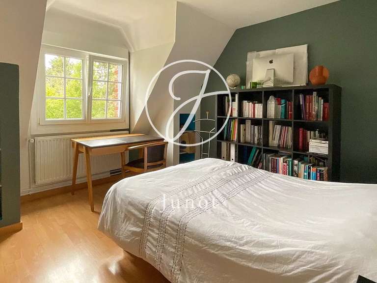 Maison Faches-Thumesnil - 4 chambres - 161m²