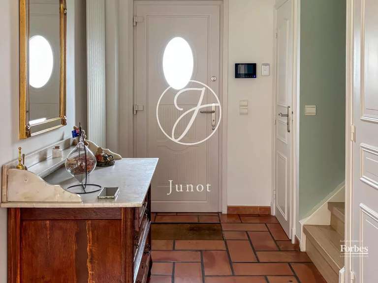 Maison Faches-Thumesnil - 4 chambres - 161m²
