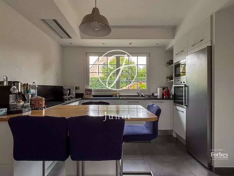 Maison Faches-Thumesnil - 4 chambres - 161m²