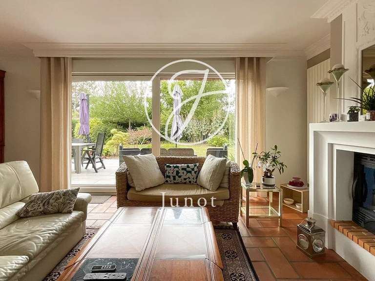 Maison Faches-Thumesnil - 4 chambres - 161m²