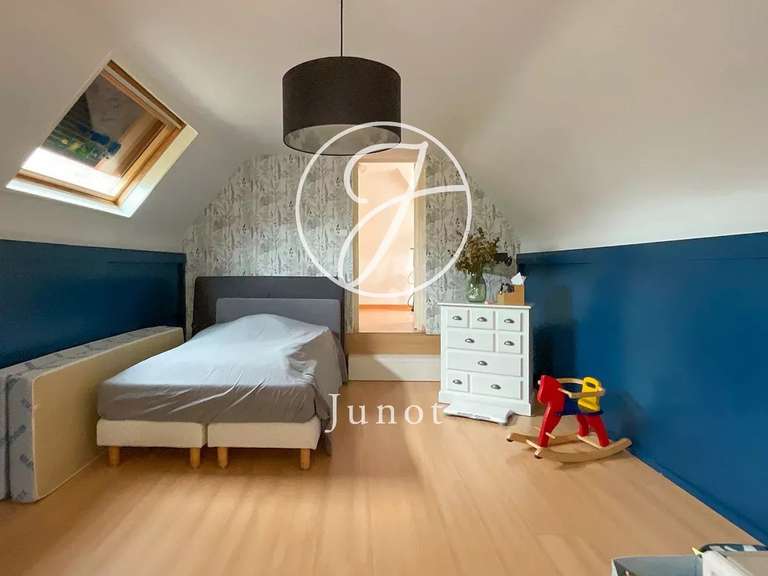 Maison Faches-Thumesnil - 4 chambres - 161m²