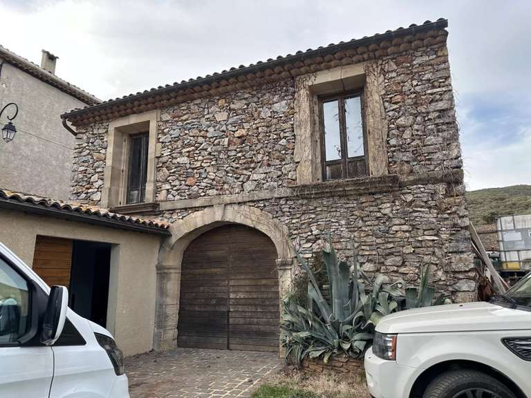 Domaine viticole Faugères - 3 chambres - 936m²