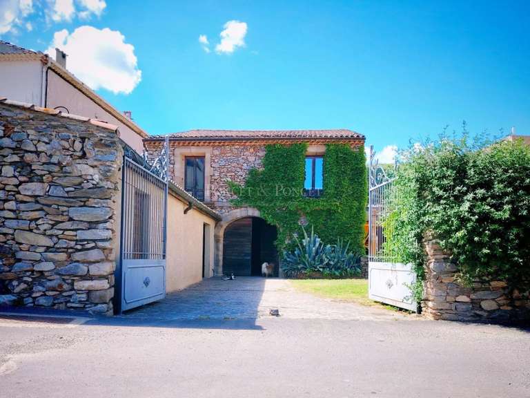 Domaine viticole Faugères - 3 chambres - 936m²