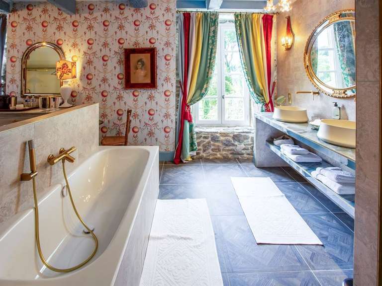 Maison Faugères - 10 chambres - 700m²