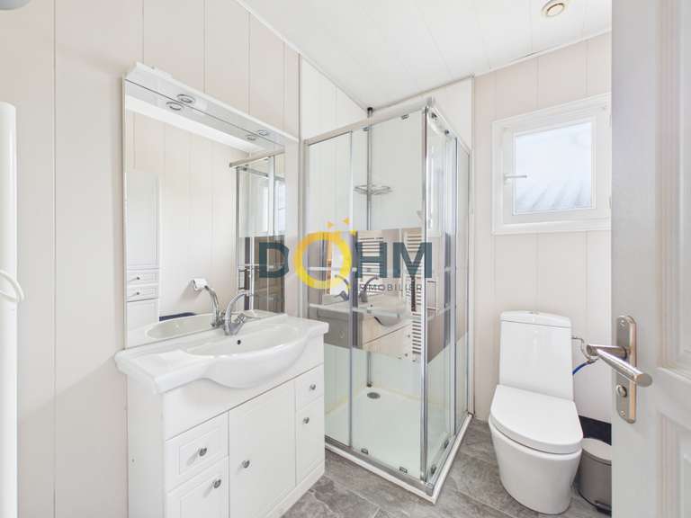 House Faverges-de-la-Tour - 9 bedrooms - 270m²