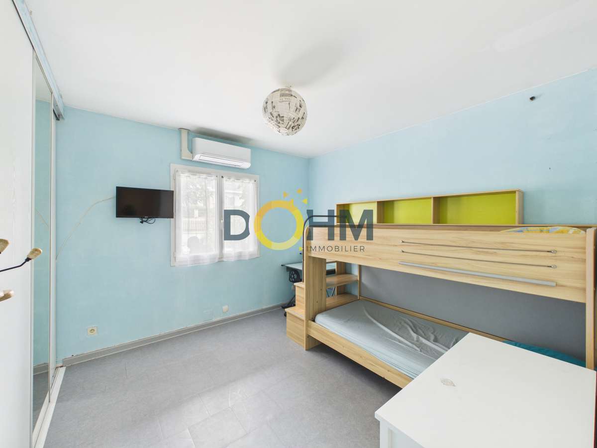 House Faverges-de-la-Tour