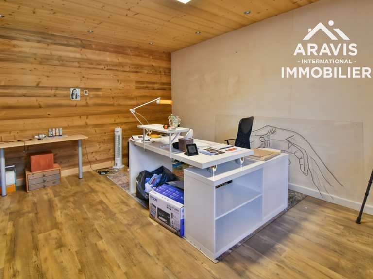 Maison Faverges-Seythenex - 6 chambres - 393m²