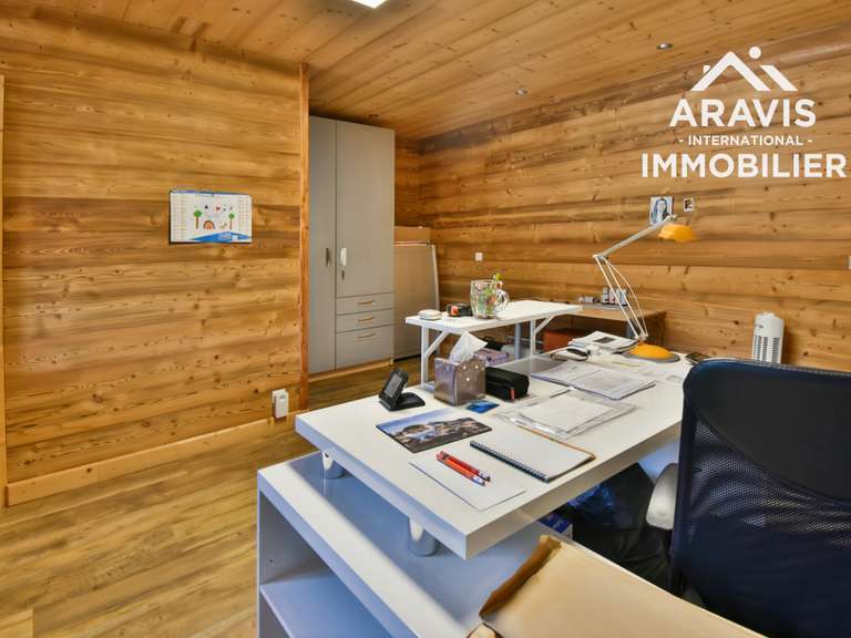 Maison Faverges-Seythenex - 6 chambres - 393m²