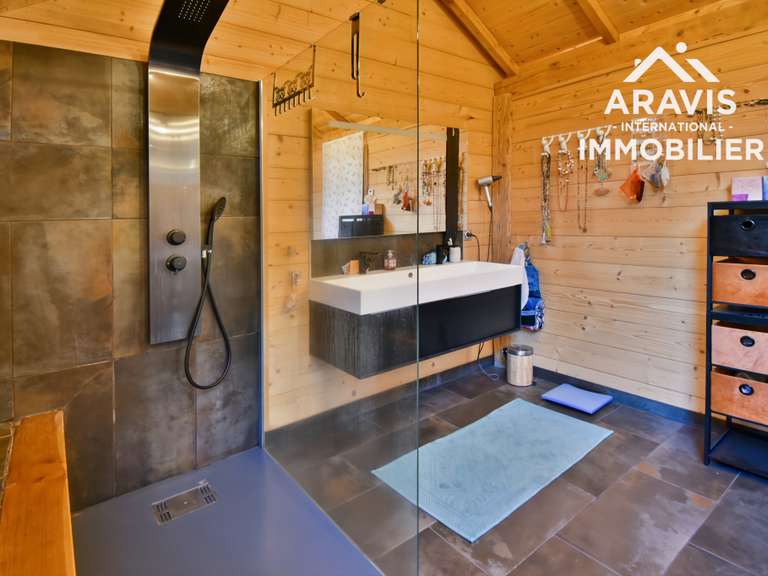 Maison Faverges-Seythenex - 6 chambres - 393m²