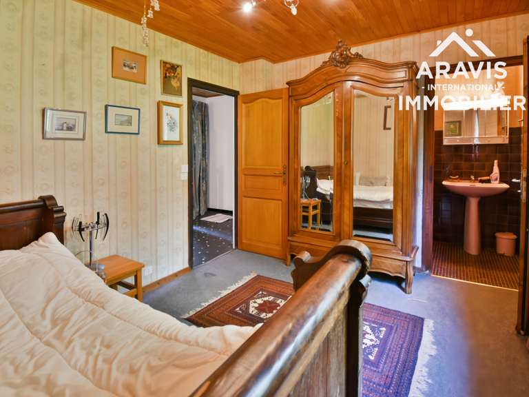 Maison Faverges-Seythenex - 4 chambres - 195m²