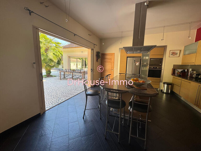Villa Favrieux - 5 bedrooms - 458m²