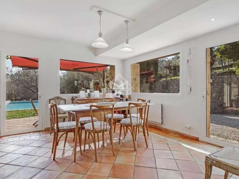 Maison Fayence - 5 chambres - 302m²