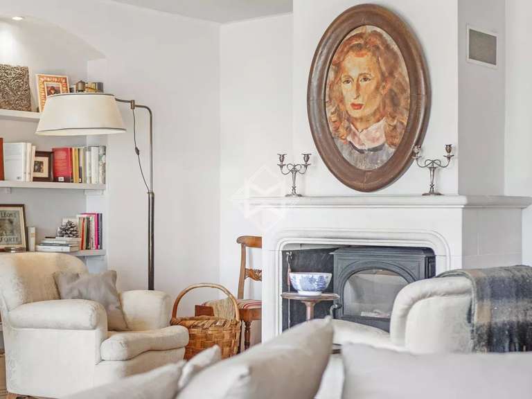 Maison Fayence - 5 chambres - 302m²