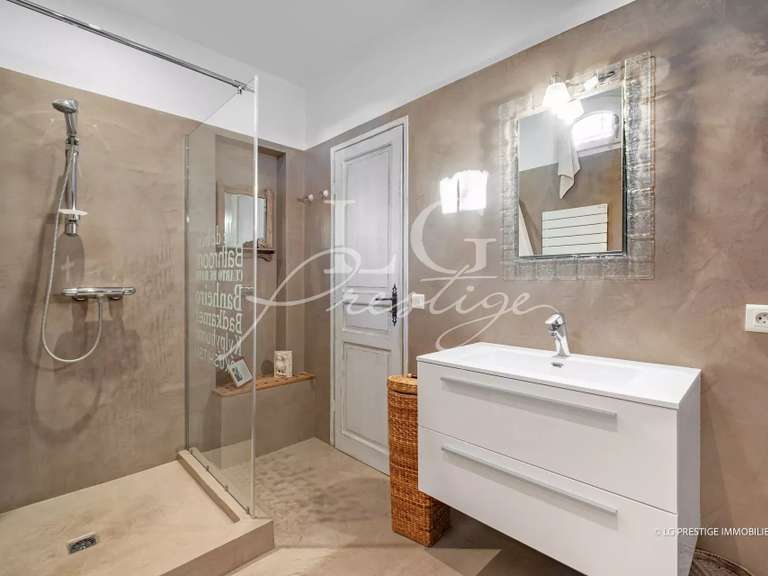 Maison Fayence - 4 chambres - 227m²