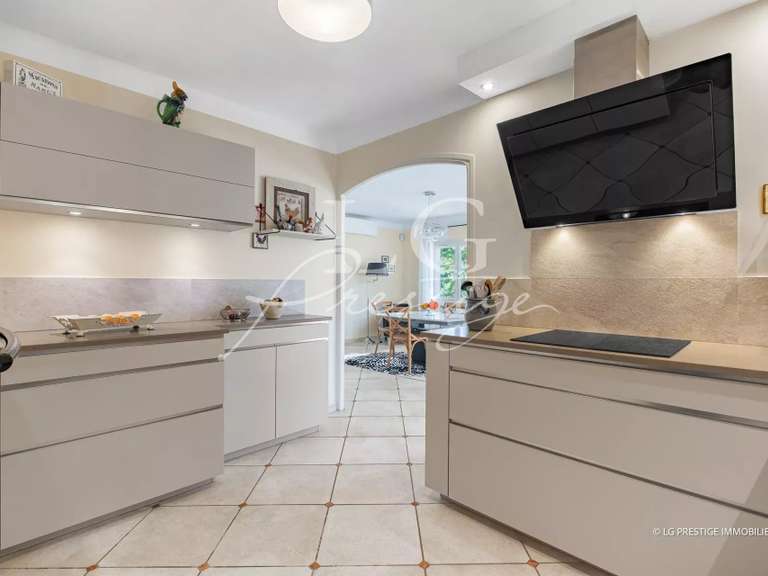 Maison Fayence - 4 chambres - 240m²