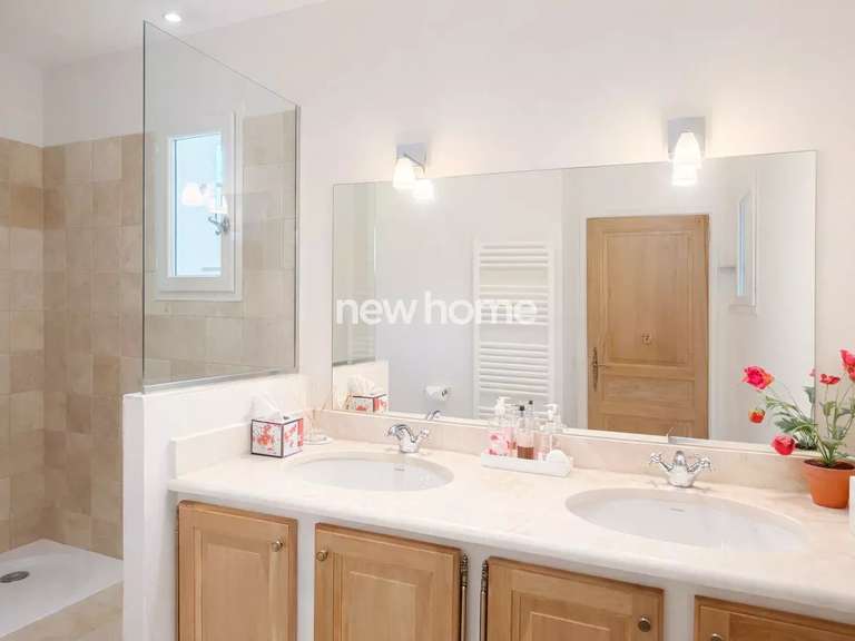 Maison Fayence - 4 chambres - 307m²