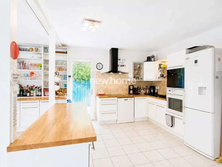Maison Fayence - 5 chambres - 256m²