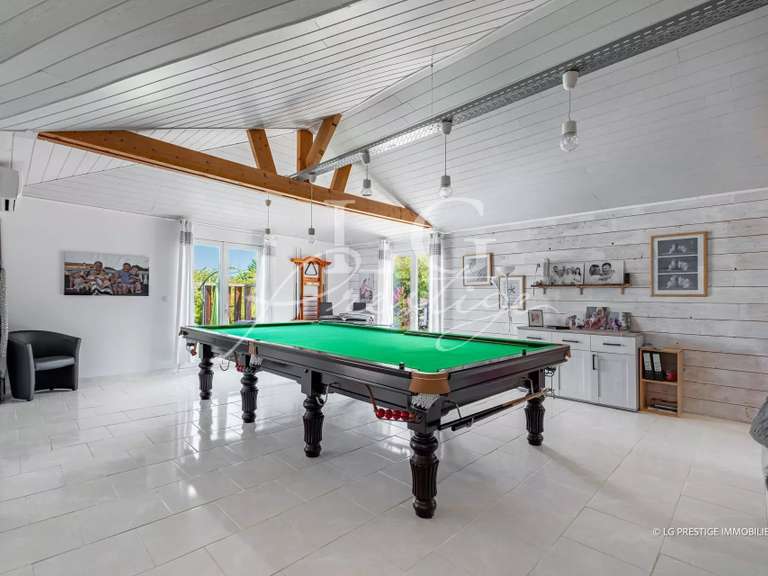 Maison Fayence - 5 chambres - 206m²