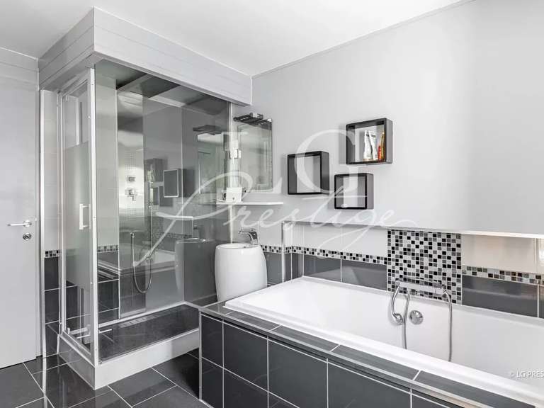 Maison Fayence - 5 chambres - 206m²
