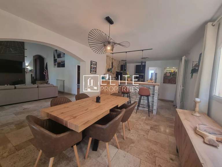 Maison Fayence - 4 chambres - 203m²