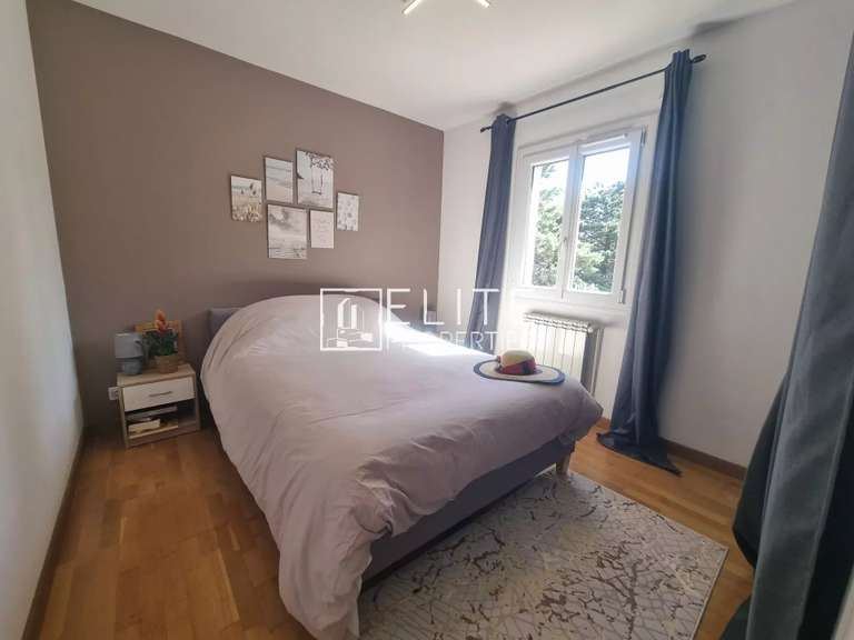Maison Fayence - 4 chambres - 203m²