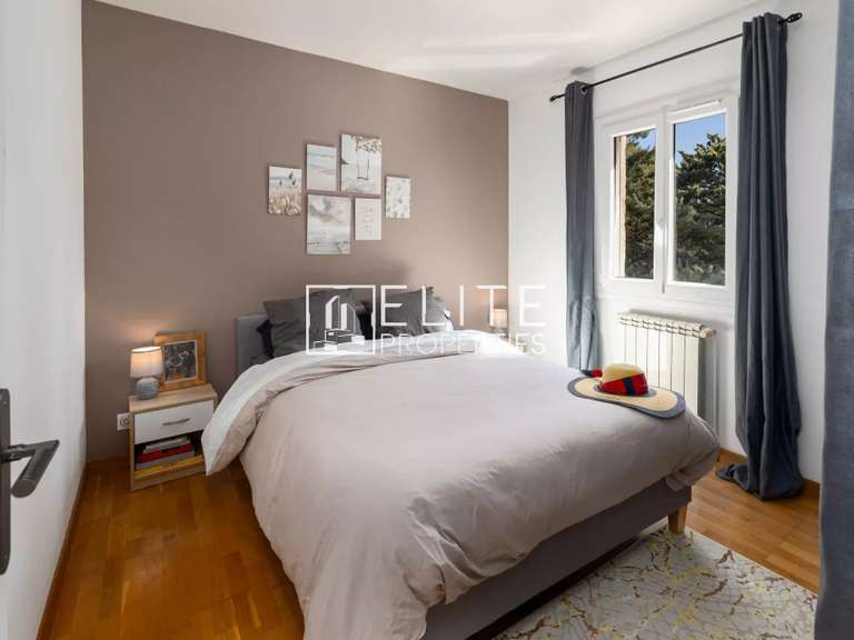 Maison Fayence - 4 chambres - 203m²