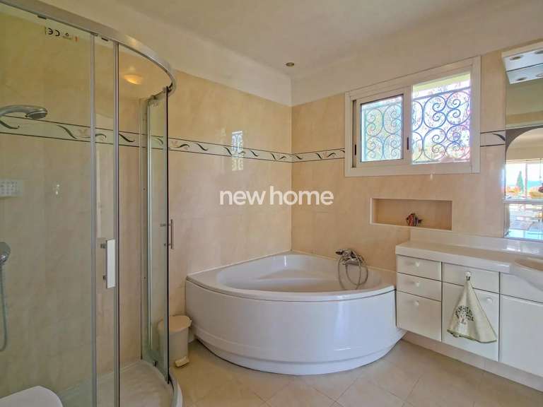 Maison Fayence - 4 chambres - 180m²