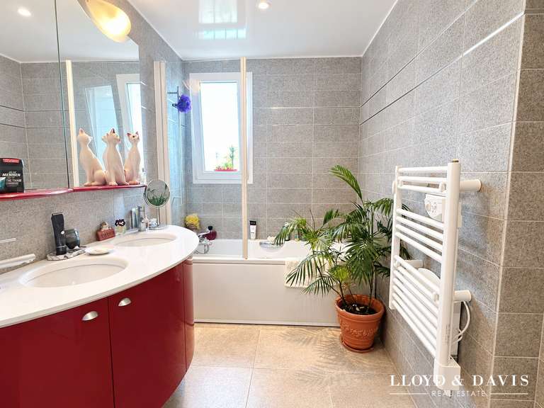 Maison Fayence - 4 chambres - 204m²