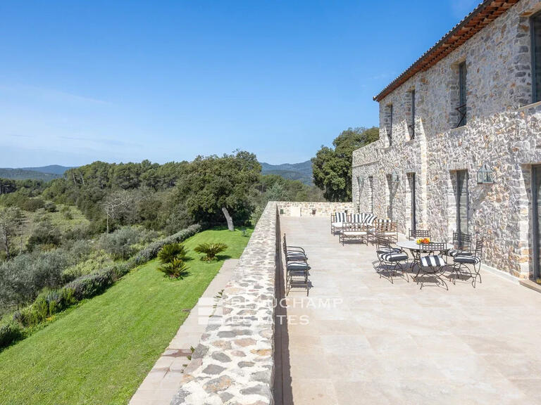 Propriété Fayence - 3 chambres - 428m²