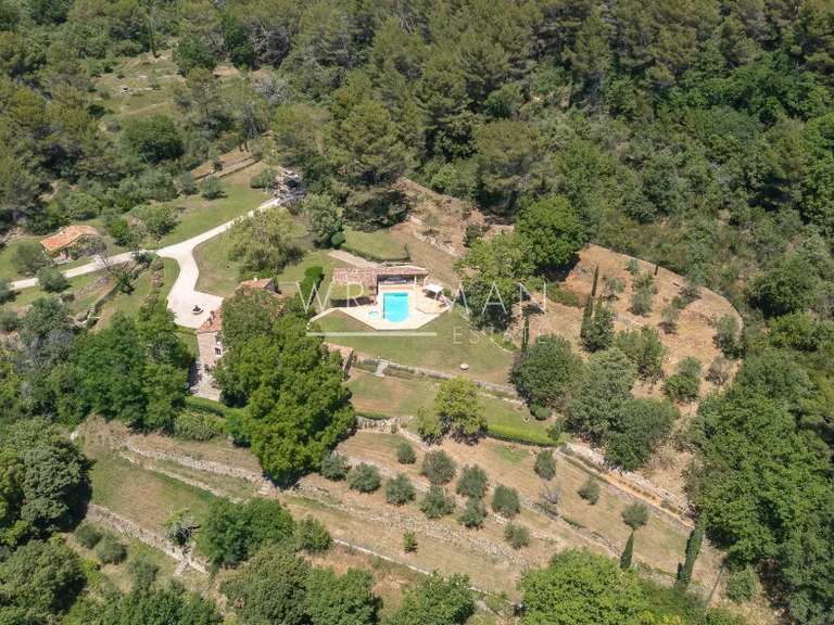 Propriété Fayence - 7 chambres - 355m²