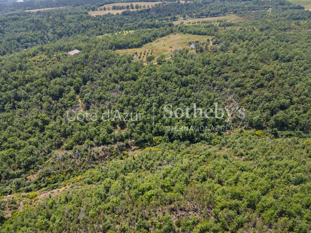 Terrain Fayence