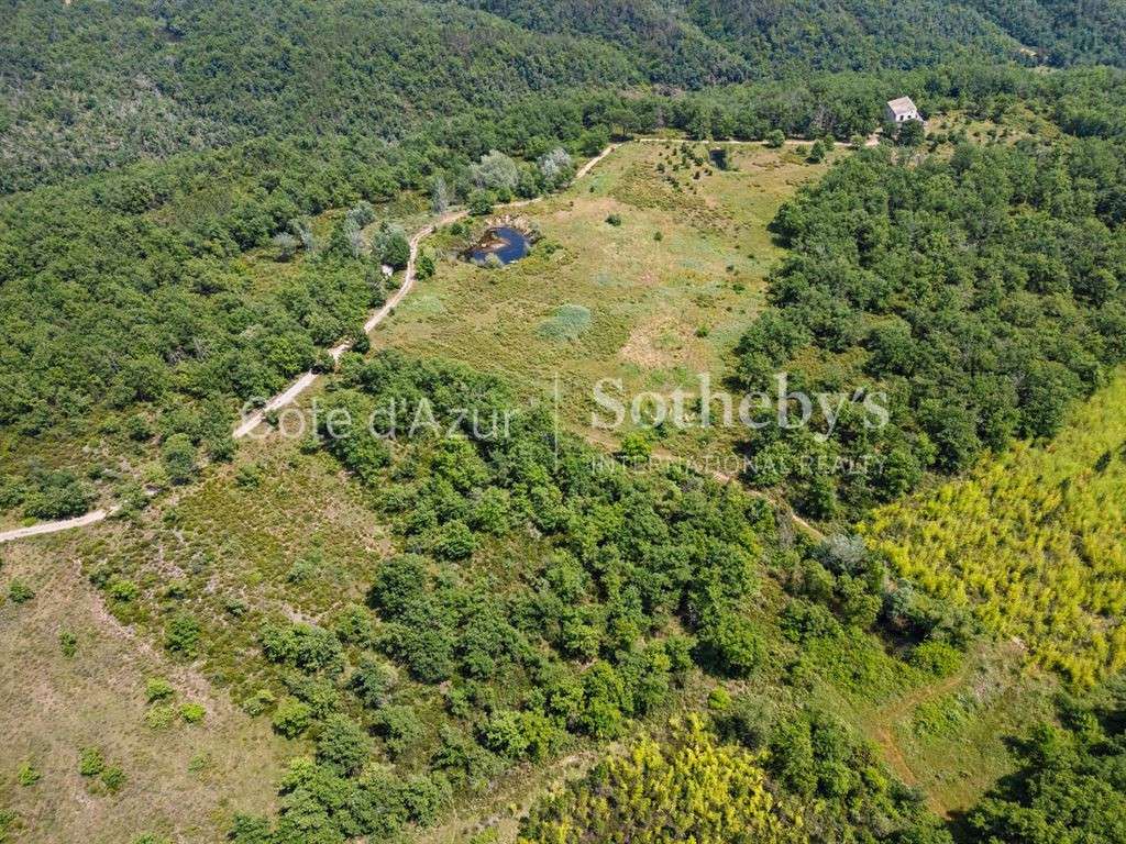 Terrain Fayence